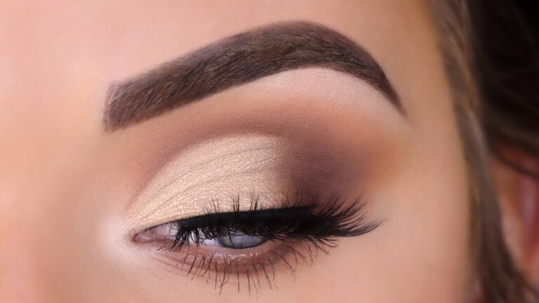 Step-by-Step Half Cut Crease Eyeshadow Tutorial for Beginners Using the ABH Soft Glam Palette