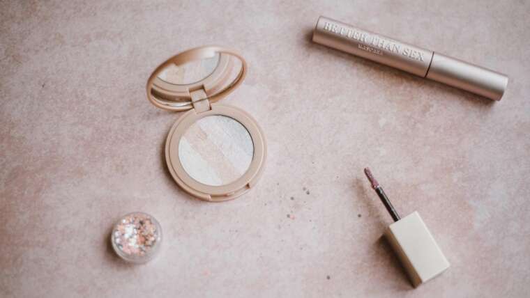 Unlock Your Makeup Potential: Expert Tips and Tricks for Flawless Beauty Looks