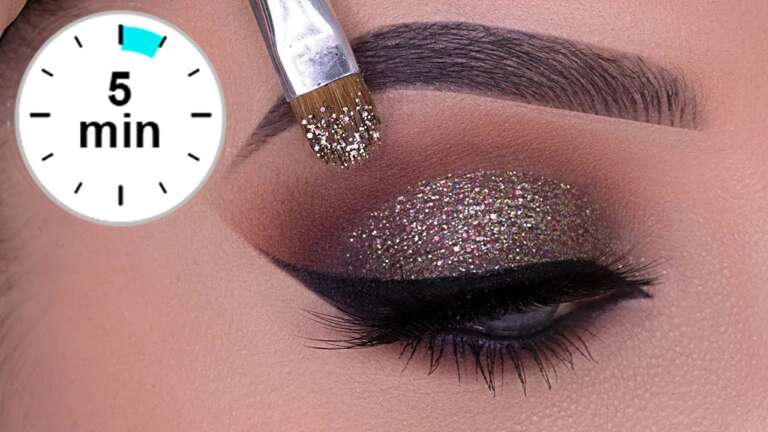 Easy and Fun: A 5-Minute Glittery Smokey Eye Tutorial for New Year’s Eve