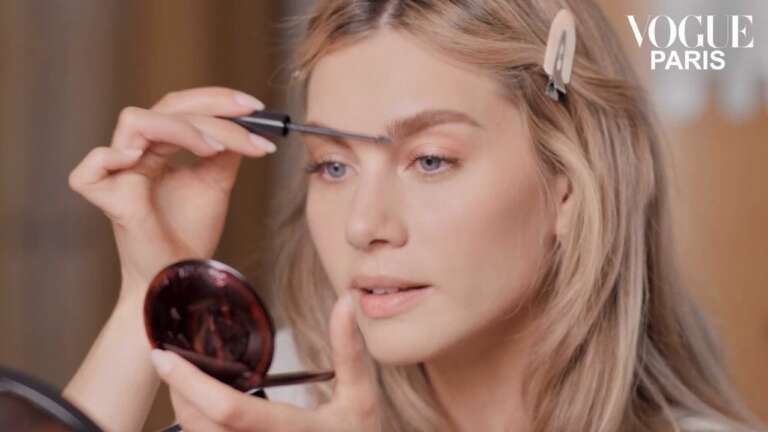 How to Achieve a Natural Parisian Makeup Look in Just 10 Minutes | Vogue Paris